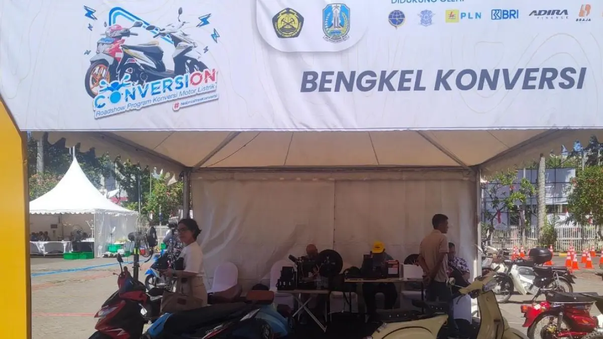 Kementerian ESDM mulai menyiapkan kebangkitan program konversi sepeda motor berbahan bakar minyak (BBM) menjadi motor listrik pada 2027