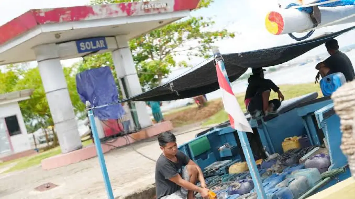 SUBSIDI BBM: Pemerintah beri harga khusus BBM solar untuk kapal nelayan.