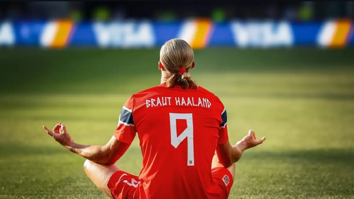 DEMAM HAALAND: Aksi Erling Haaland dengan gaya rambut rapi khasnya saat berlaga di Piala Dunia 2026.