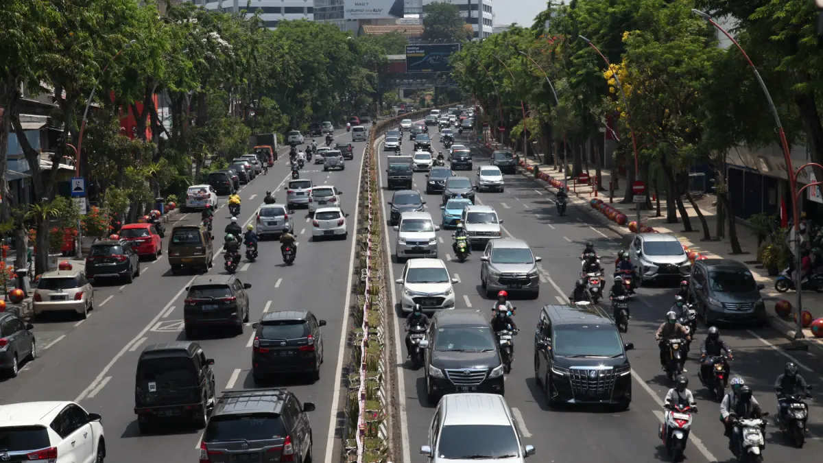PACU STRATEGI: Emisi Transportasi Darat Tembus 87 Persen, Pemerintah Dorong Peralihan ke Transportasi Umum.