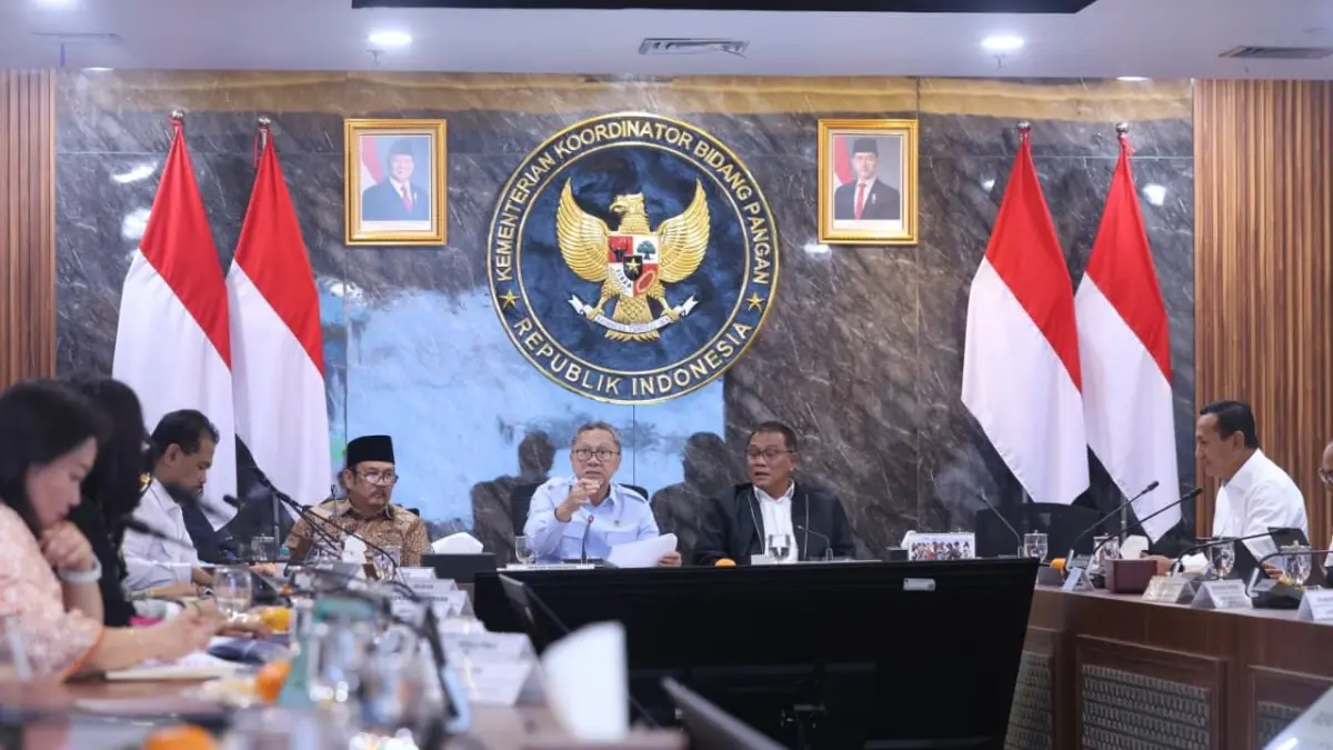Menko Pangan Zulkifli Hasan memimpin rapat Komite Pengarah BPDLH di Jakarta, Rabu (22/7/2026).