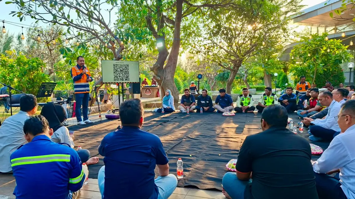 PERKUAT BUDAYA K3 : Sebagai wujud komitmen menciptakan lingkungan kerja yang aman dan hijau, PT Terminal Teluk Lamong menyelenggarakan Safety Forum Triwulan II Tahun 2026. (IST/ RADAR SURABAYA BISNIS)