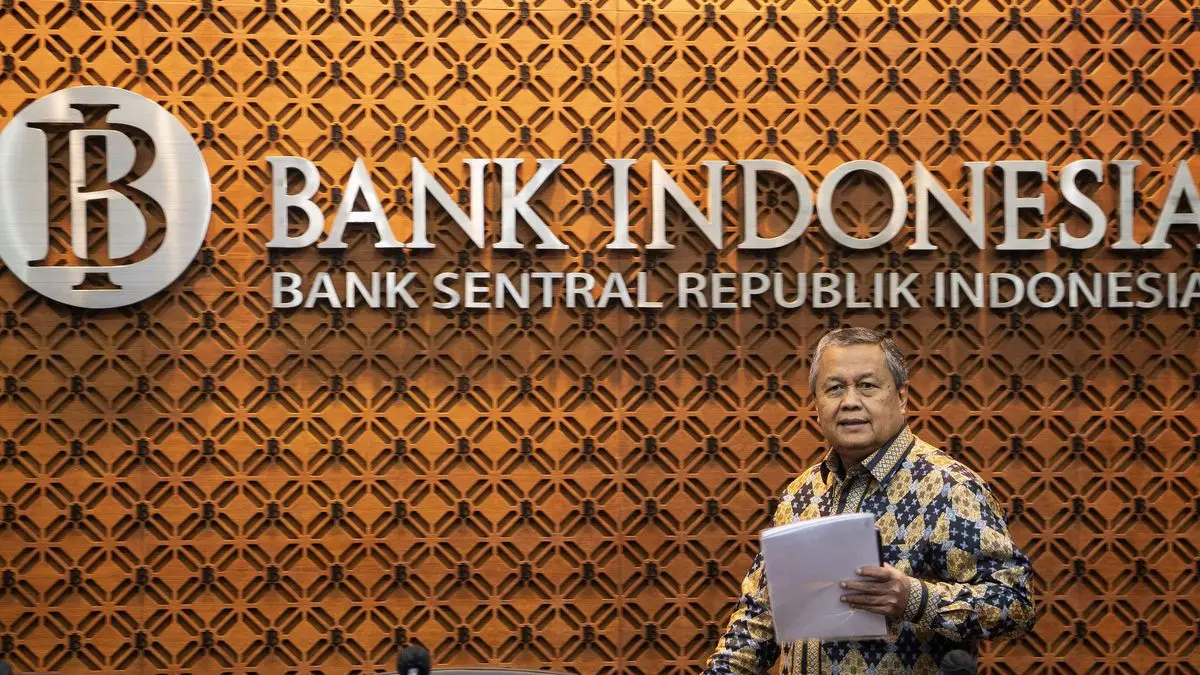 TUJUH TAHUN MEMIMPIN BANK INDONESIA : Gubernur Bank Indonesia (BI), Perry Warjiyo, resmi mengajukan surat pengunduran diri kepada Presiden Prabowo Subianto per Sabtu (25/7/2026) karena alasan pribadi. (FOTO : ISTIMEWA)