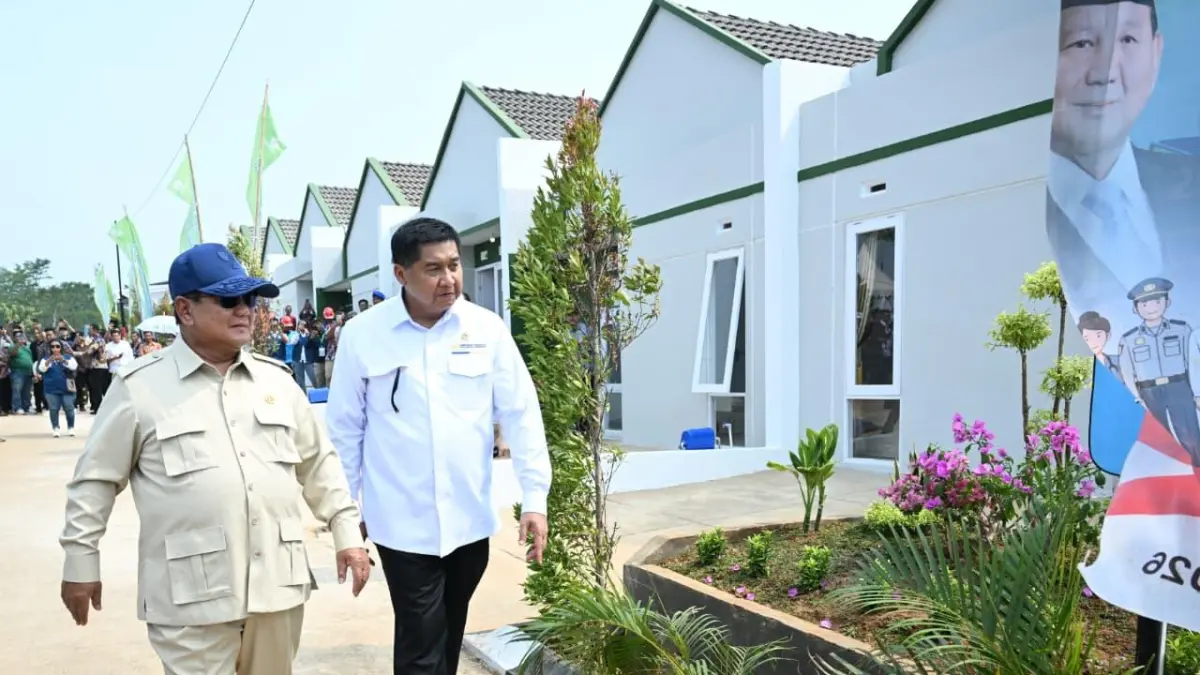 PELUNCURAN KPR SUBSIDI: Presiden Prabowo tinjau perumahan subsidi di Batang usai resmikan 62.000 unit KPR, Kamis (30/7).