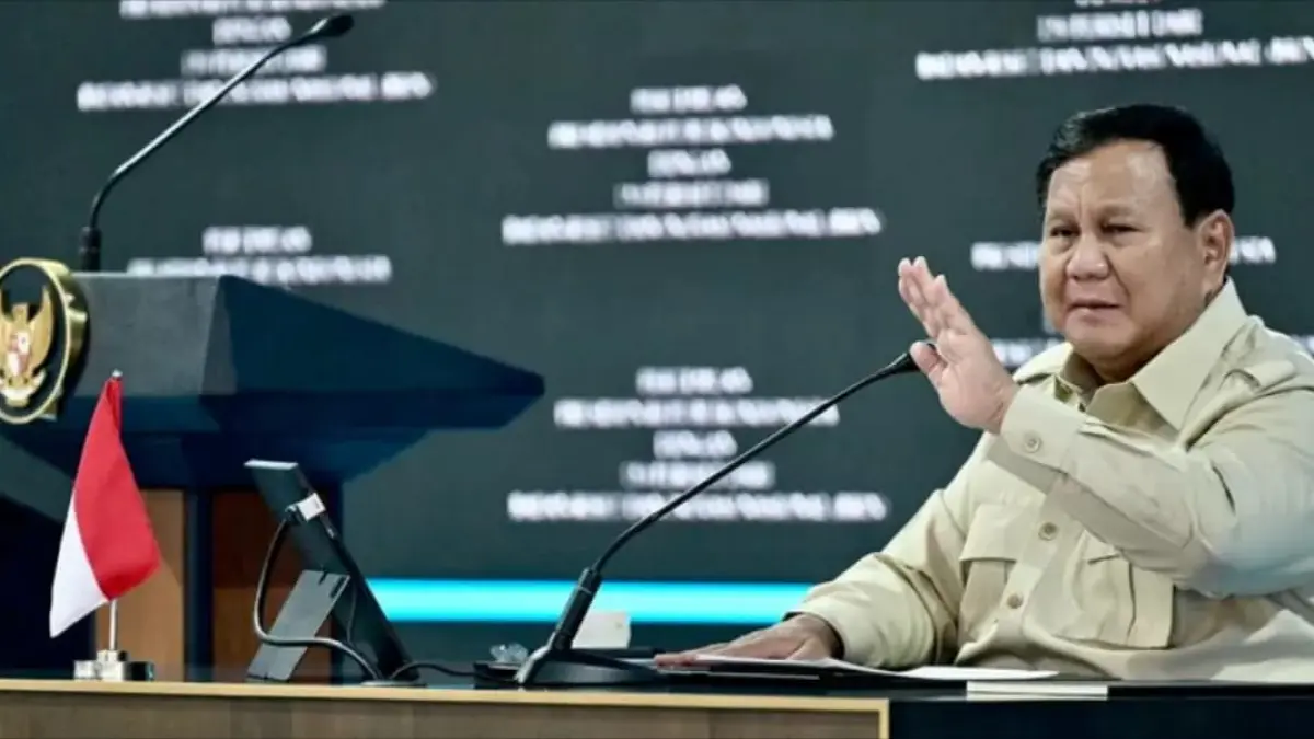 INOVASI RISET: Presiden Prabowo Subianto mengapresiasi inovasi periset BRIN di Istana Kepresidenan.