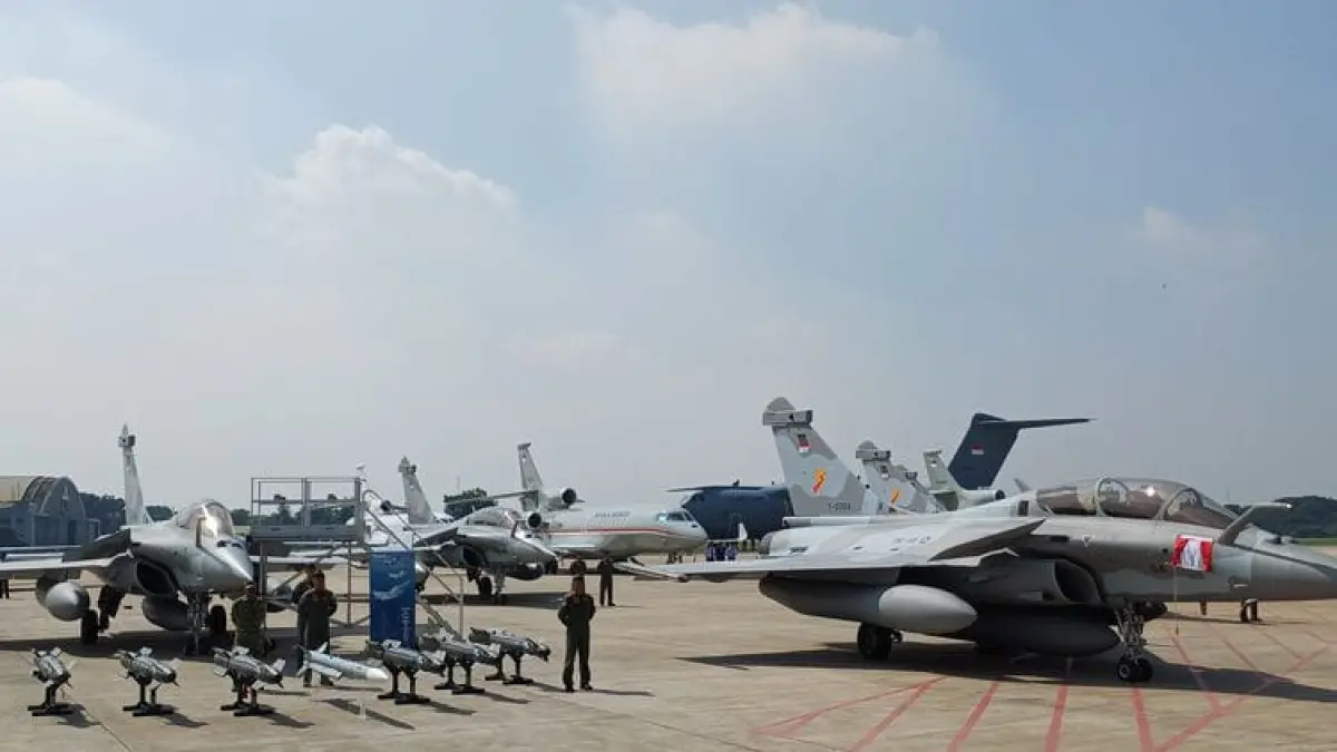 Pesawat tempur Rafale milik TNI AU siap memimpin 74 alutsista udara gabungan di atas Istana Negara, Jakarta, guna memeriahkan puncak peringatan HUT ke-81 RI pada 17 Agustus.
