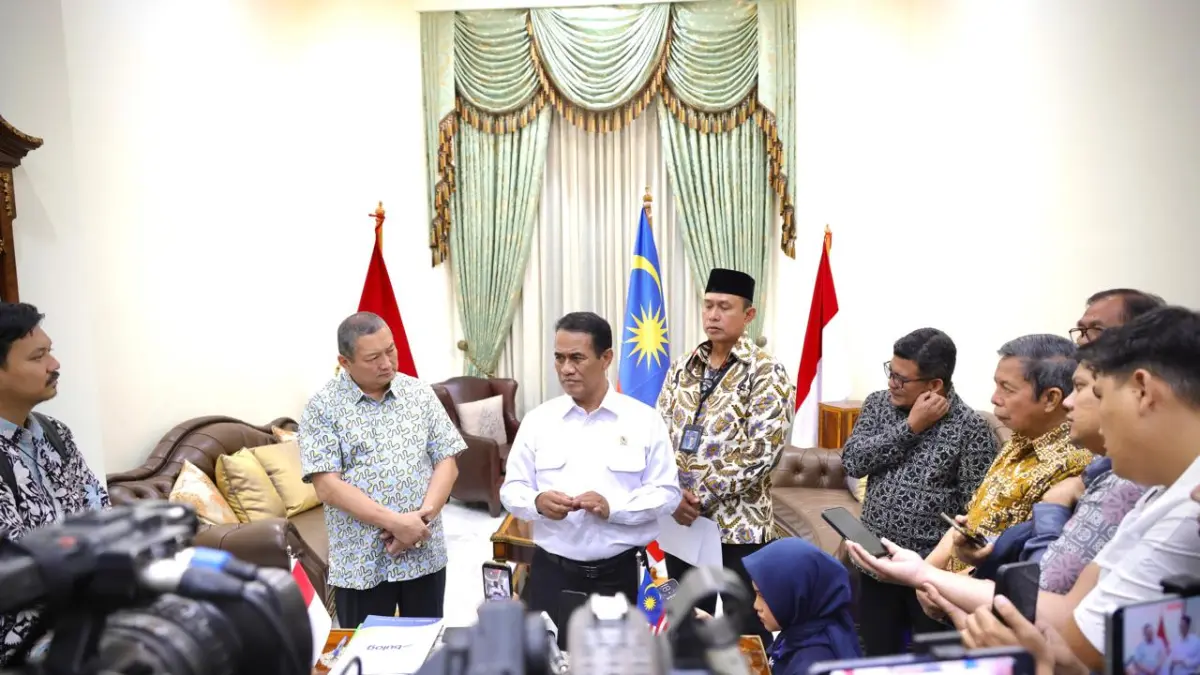 CETAK SEJARAH: Indonesia surplus dan siap ekspor 200 ribu ton beras premium ke Malaysia.