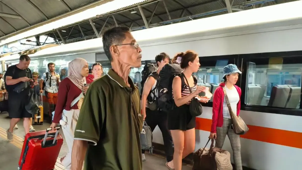 Tingkat ketepatan waktu keberangkatan atau On Time Performance (OTP) KAI Daop 8 Surabaya pada Agustus 2026 mencapai 99,88 persen.