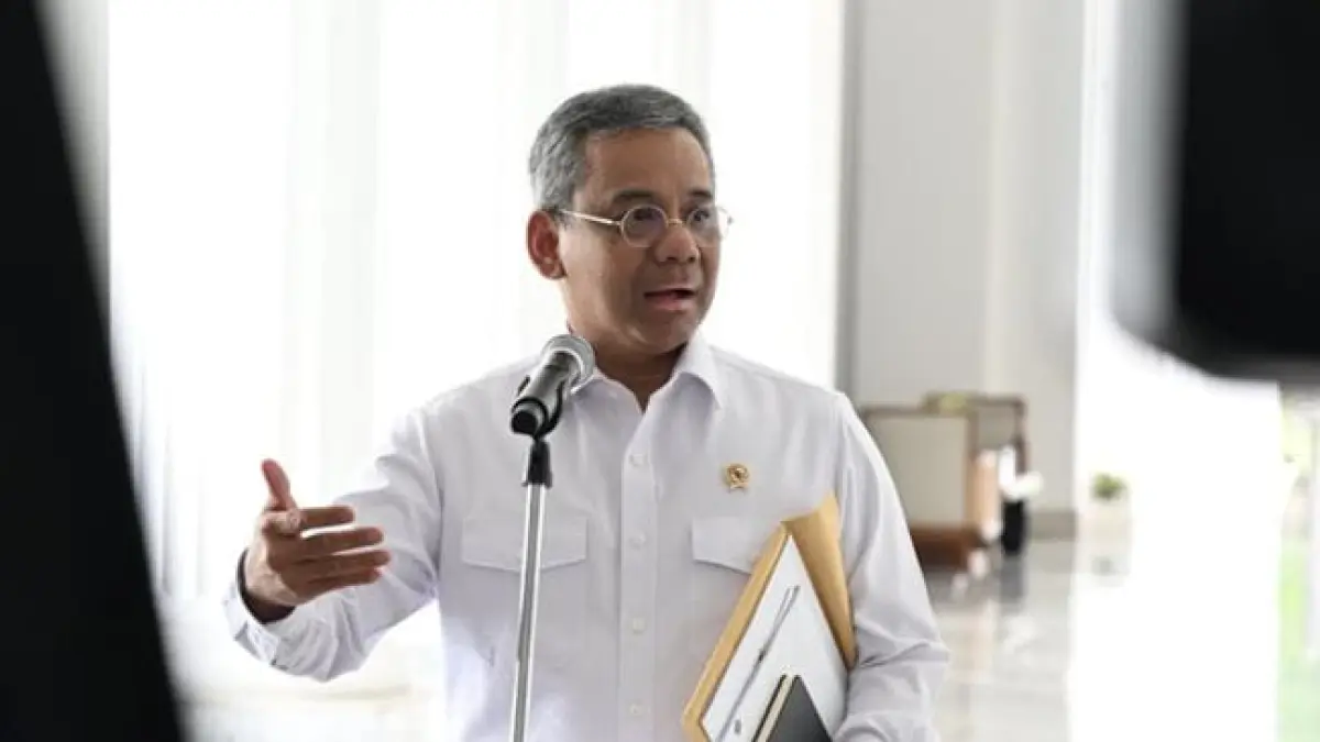 Menkeu Suahasil Nazara memaparkan rencana skema sekolah negeri gratis dan program Makan Bergizi Gratis dalam RAPBN 2027 di Istana Kepresidenan.