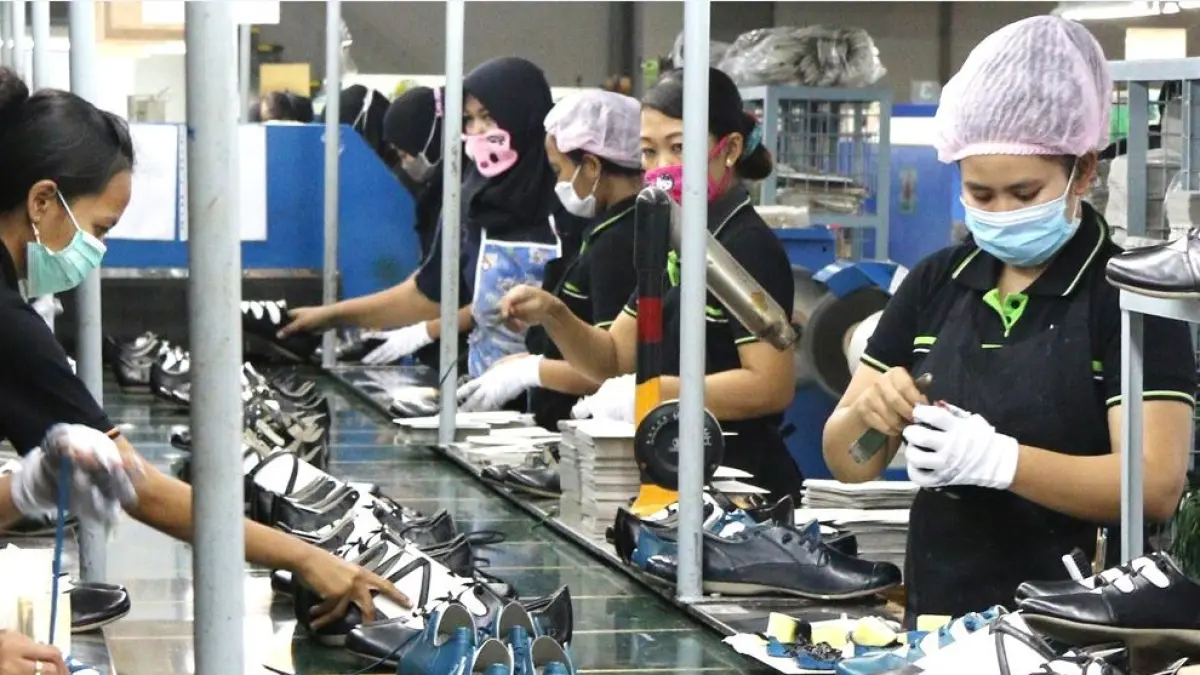 Pertumbuhan satu persen di sektor pdatkarya dinilai mampu menyerap lebih banyak tenaga kerja dibandingkan pertumbuhan yang sama pada industri padat modal.