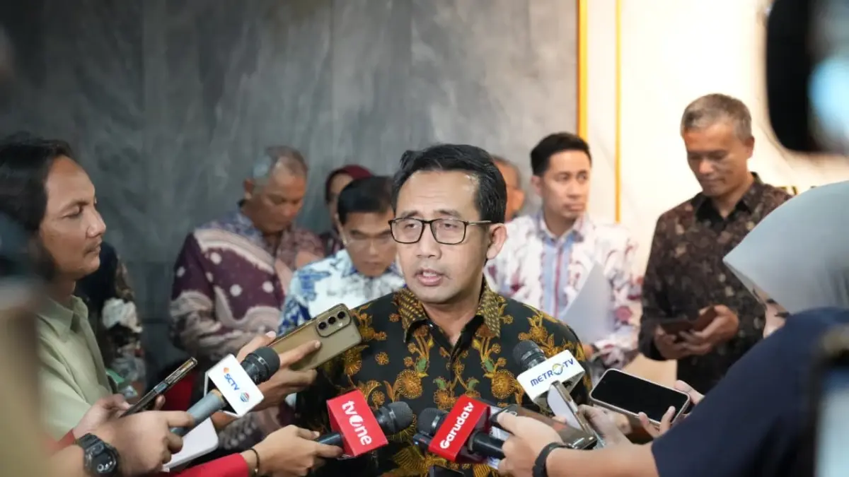 Sekjen Kementerian PKP Didyk Choiroel saat ditemui awak media di Gedung DPR RI, Kamis (24/9).