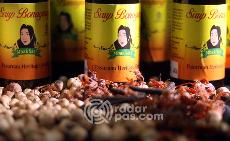 Kemasan jamu Kebonagung. (Mokhamad Zubaidillah/ Radar Bromo)