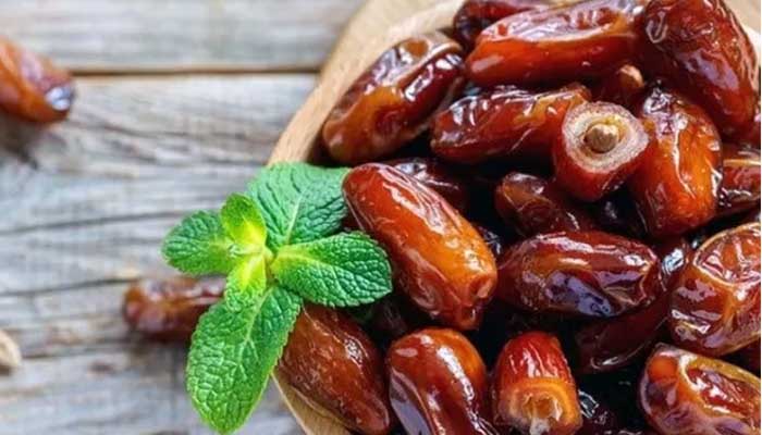 Buah kurma (google)