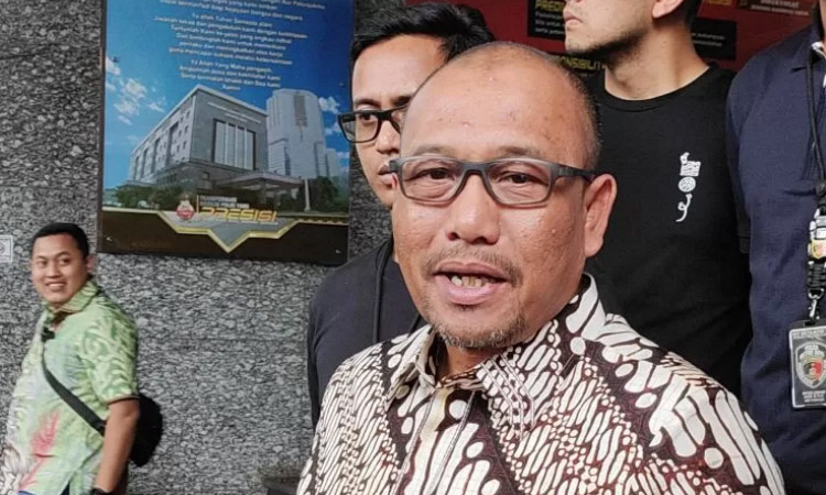 Dirreskrimum Polda Metro Jaya, Kombes Pol. Wira Satya Triputra memberikan keterangan terkait kasus judi online libatkan pegawai Kementerian Komdigi. (ANTARA)