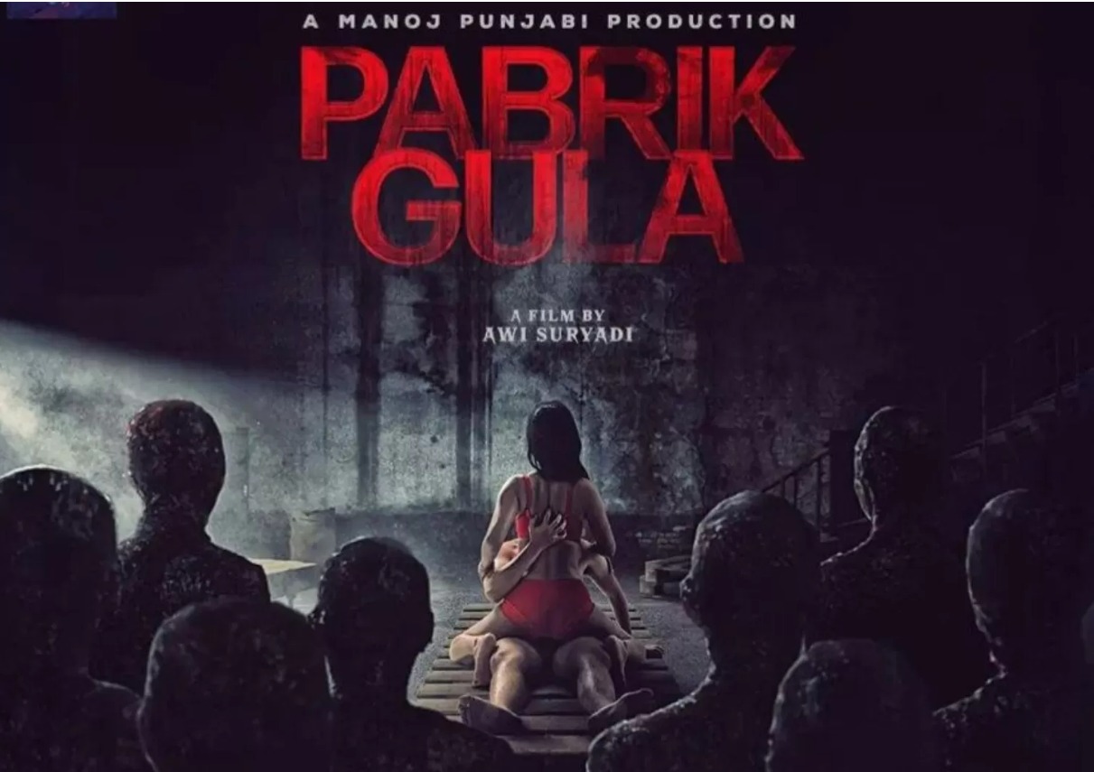 Poster film Pabrik Gula ramai menuai hujatan netizen karena menampilkan adegan dewasa.