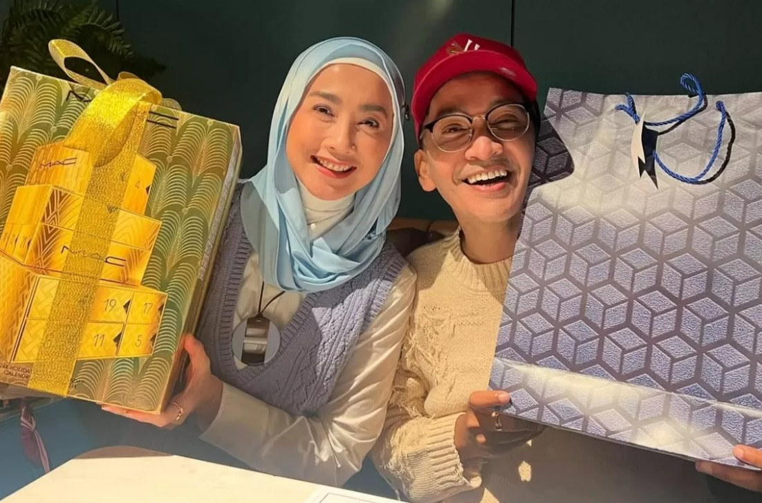 Ruben Onsu dan Desy Ratnasari.
