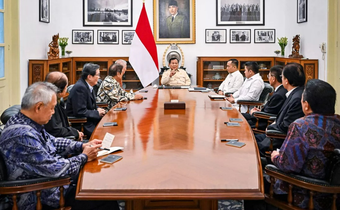 Presiden Prabowo Subianto menerima kehadiran delapan pengusaha besar di Istana Kepresidenan Jakarta, pada Kamis (6/3).