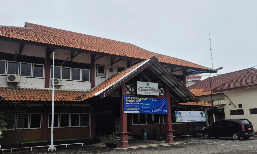 WAKTUNYA DIBENAHI: Kantor Dinas PUPR yang akan direhab tahun ini. Anggaran Rp 1,4 miliar disiapkan untuk perbaikan.