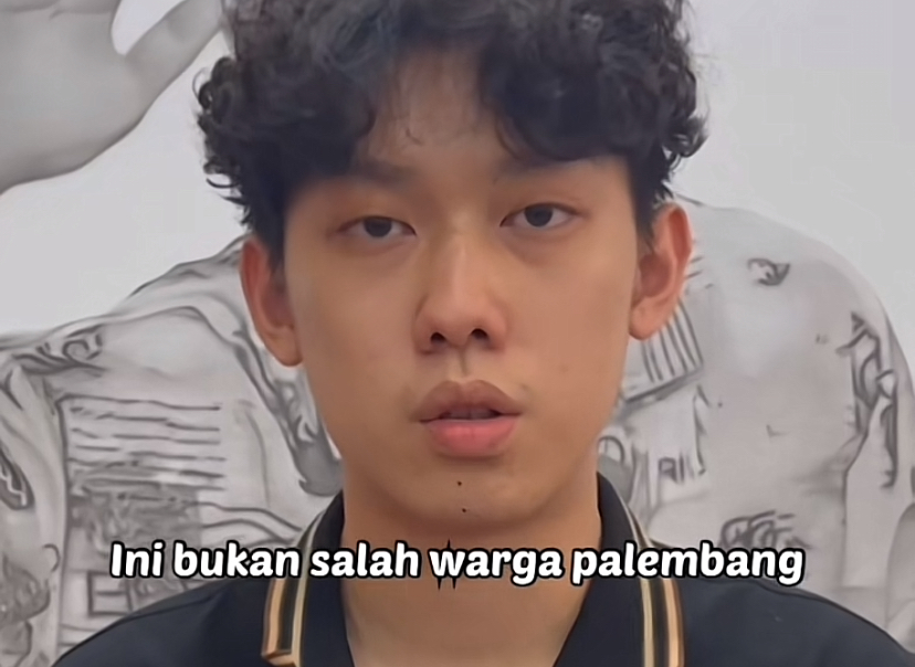 Willie Salim saat klarifikasi terkait kasus rendang