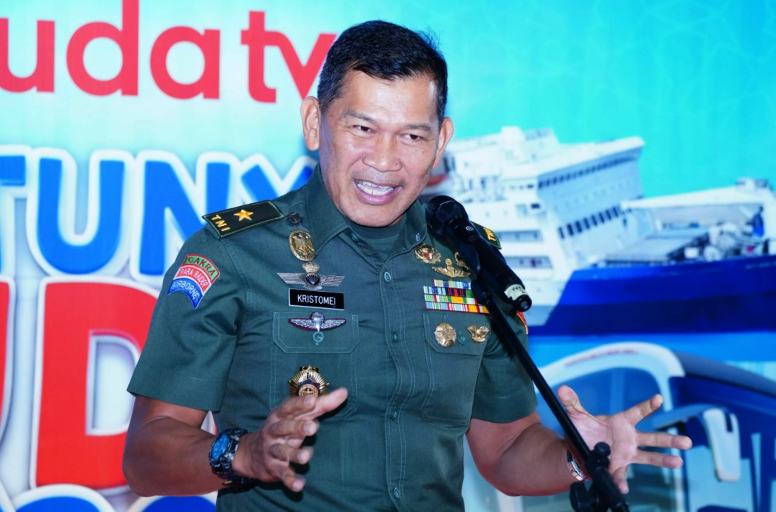 Kapuspen TNI Brigjen TNI Kristomei Sianturi.