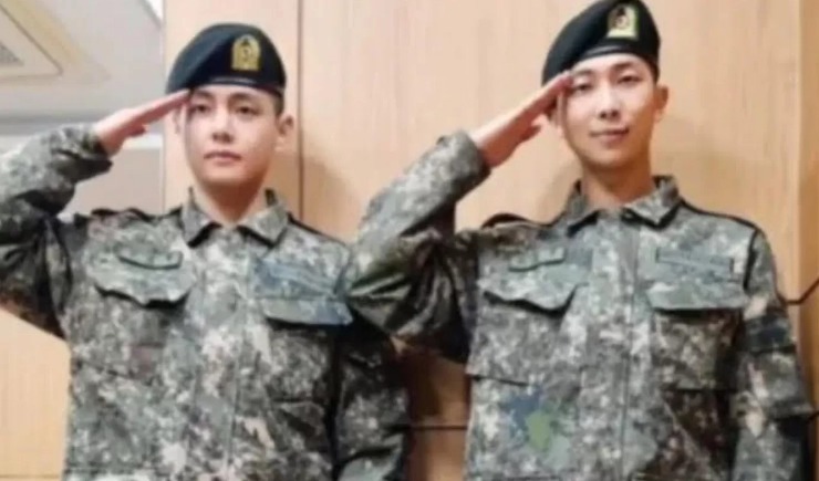 V dan RM BTS. (News 18)