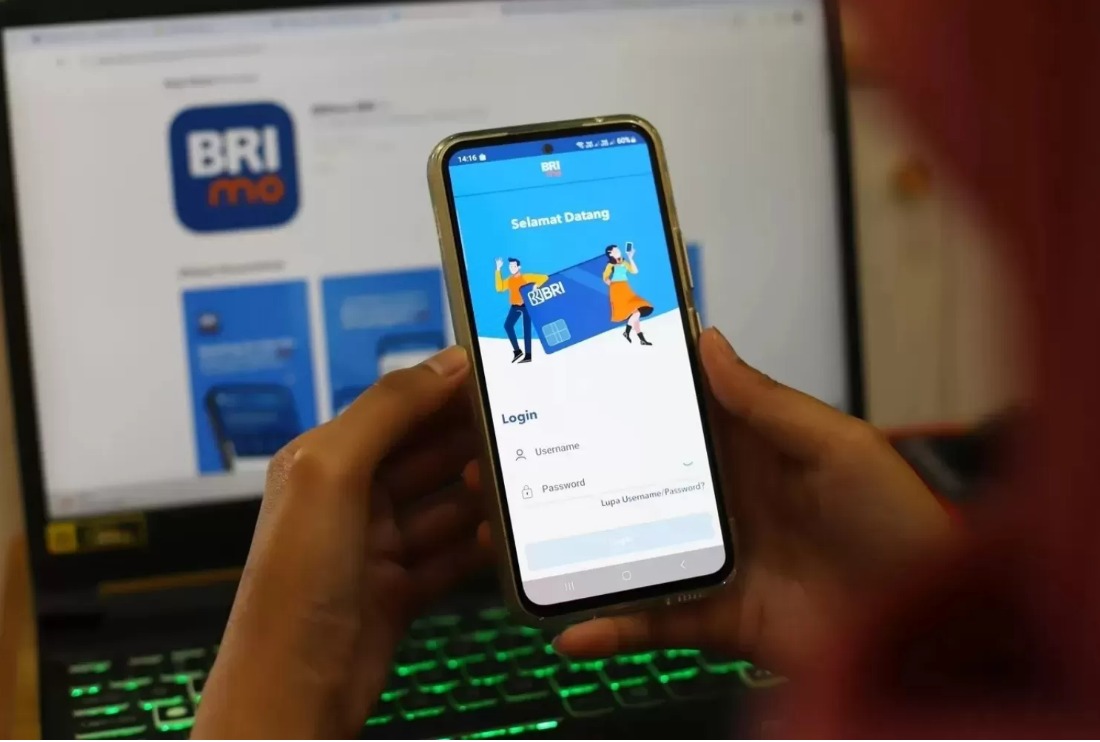 Ilustrasi tampilan mobile banking. PPATK memastikan sudah buka blokir 28 juta rekening sejak Mei 2025.