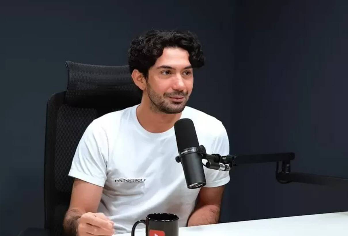 Reza Rahadian sutradara Film Pangku.