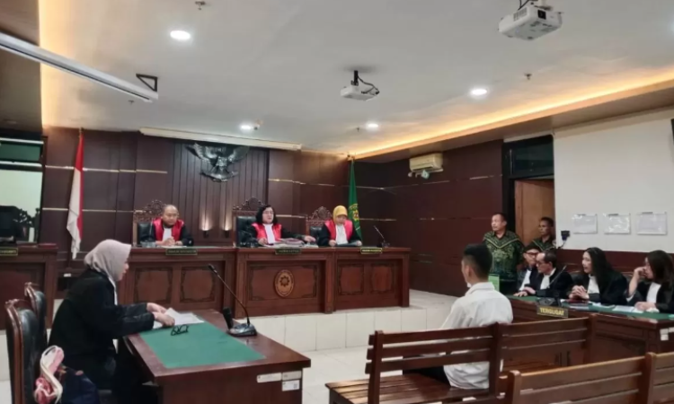 Majelis Hakim PN Sleman vonis satu tahun dua bulan penjara kepada Christiano Tarigan dalam perkara kecelakaan lalu lintas yang menewaskan mahasiswa UGM Argo Ericko Achfandi.