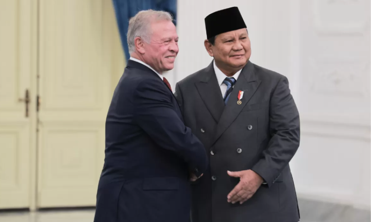 Raja Kerajaan Yordania Hasyimiyah, Raja Abdullah II ibn Al Hussein, memuji program pemerintahan Presiden RI Prabowo dalam pertemuan bilateral di Istana Negara, Jakarta, Jumat (14/11)
