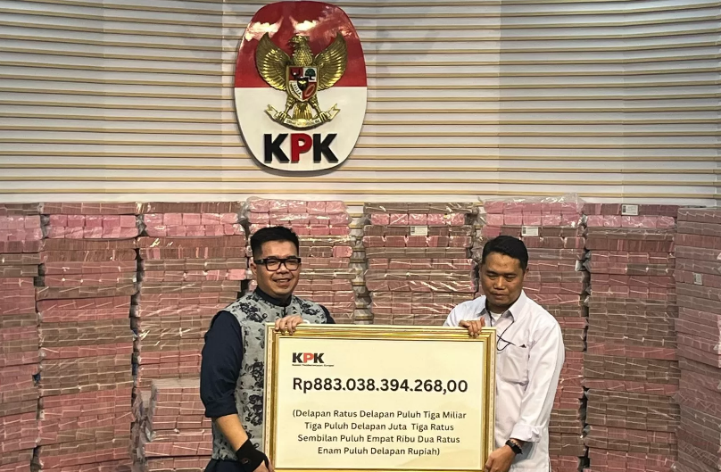 KPK menyerahkan aset hasil rampasan senilai Rp 883 miliar kepada PT Taspen.