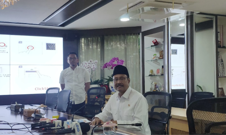 Sekjen PBNU sekaligus Menteri Sosial (Mensos) Saifullah Yusuf. (Zalzilatul Hikmia/JawaPos.com)
