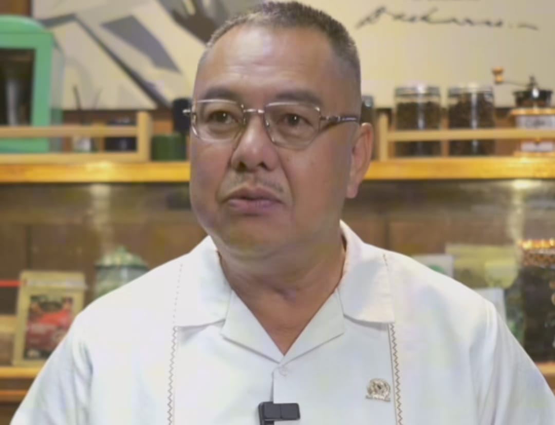 Anggota Komisi XI DPR Harris Turino soroti penurunan penerimaan pajak neto yang anjlok 3,9 persen.
