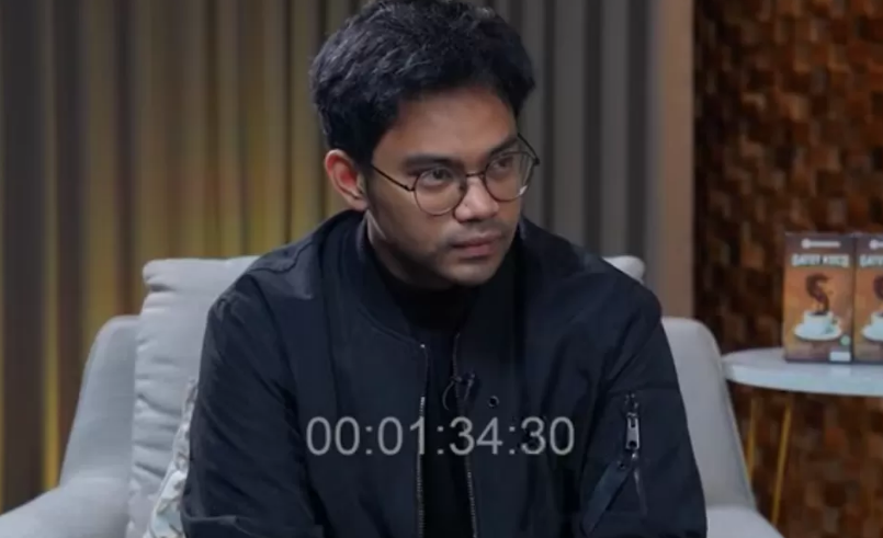 Insanul Fahmi di Podcast dr. Richard Lee.