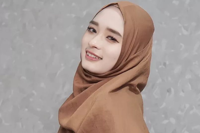Inara Rusli.