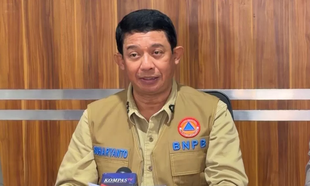 Kepala BNPB Letjen TNI Suharyanto menyampaikan update data korban bencana di wilayah Aceh, Sumut, dan Sumbar sampai Jumat malam (28/11).