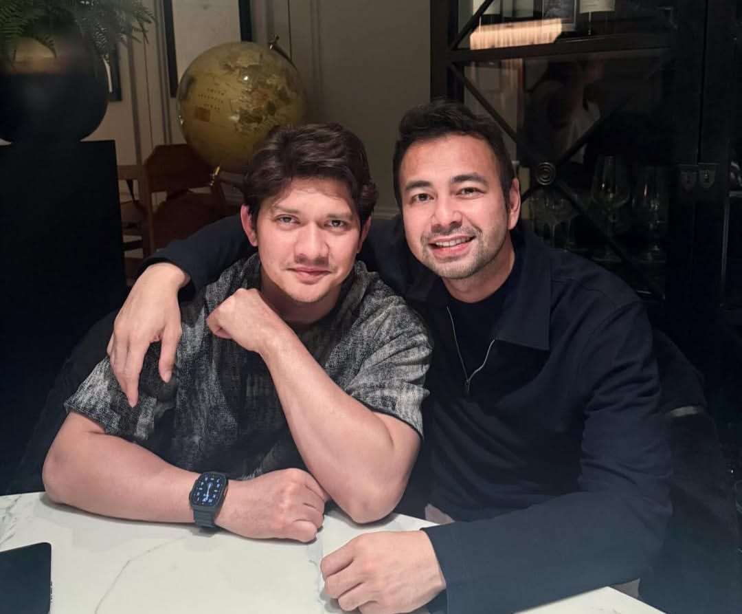 Executive Producer film Timur, Raffi Ahmad (kanan) menyebut akan mendonasikan sebagian penghasilan film Timur.