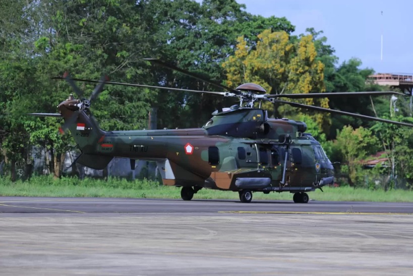 TNI AU mengerahkan 1 unit helikopter untuk membantu operasi SAR pesawat yang hilang kontak di Maros. (TNI AU)