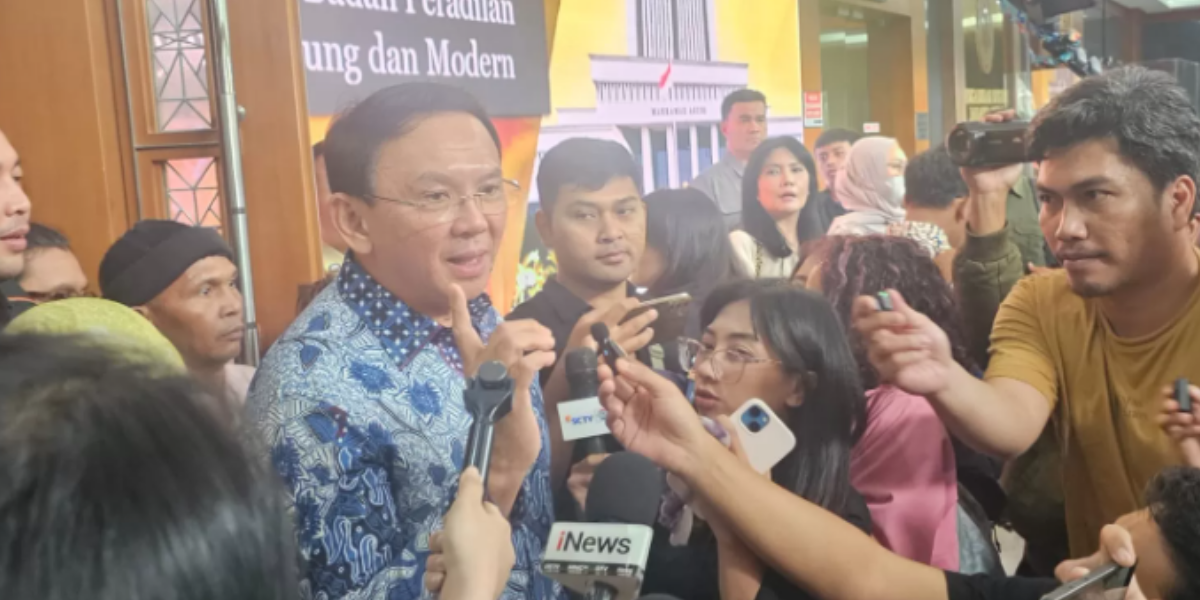 Mantan Komisaris Utama PT Pertamina (Persero), Basuki Tjahaja Purnama alias Ahok bersaksi dalam sidang lanjutan perkara dugaan korupsi pengelolaan minyak mentah Pertamina