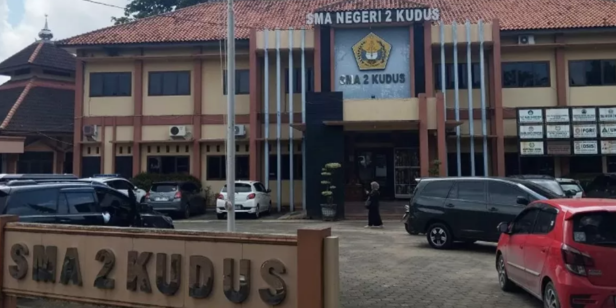 SMAN 2 Kabupaten Kudus, Jawa Tengah.