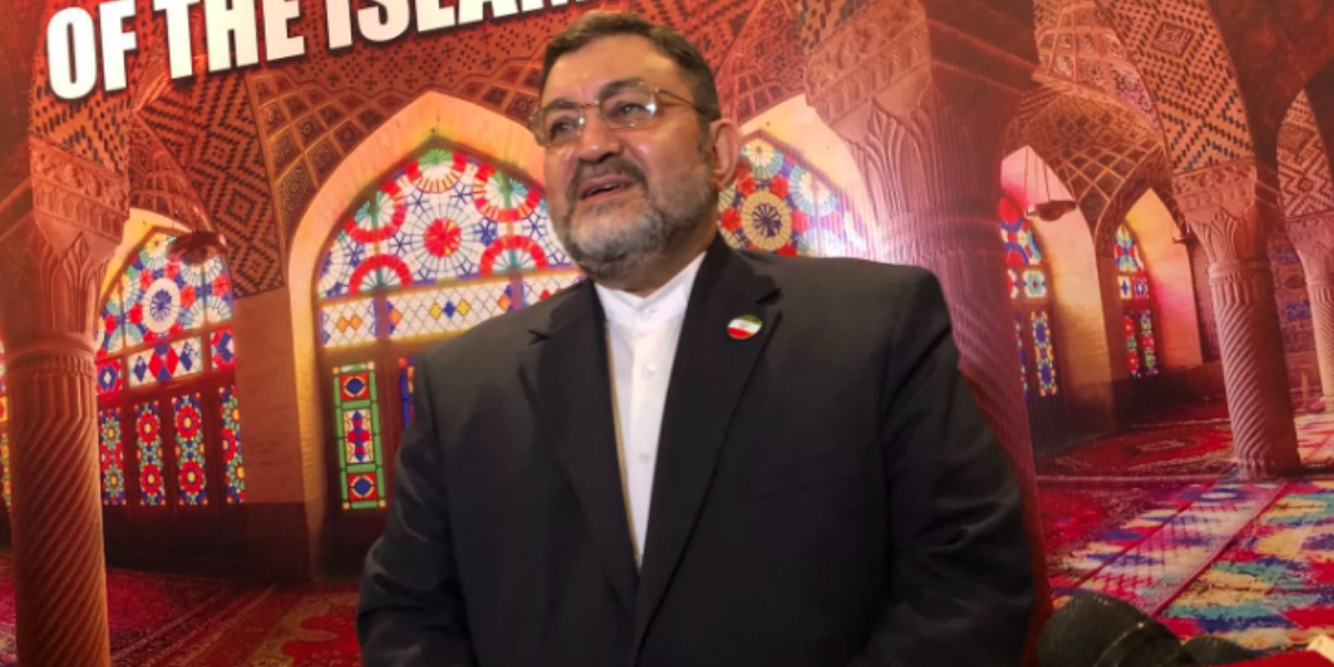 Dubes Iran untuk Indonesia Mohammad Boroujerdi menegaskan bahwa negaranya tidakingin berperang dengan pihak manapun, termasuk dengan AS.