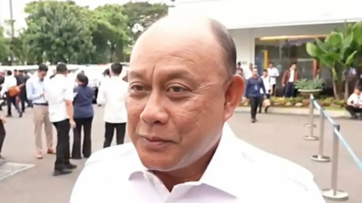 Kepala BGN Dadan Hindayana menjawab pertanyaan wartawan saat jelang taklimat di Istana Kepresidenan, Jakarta, Rabu (8/4/2026). ANTARA/Handout/am.