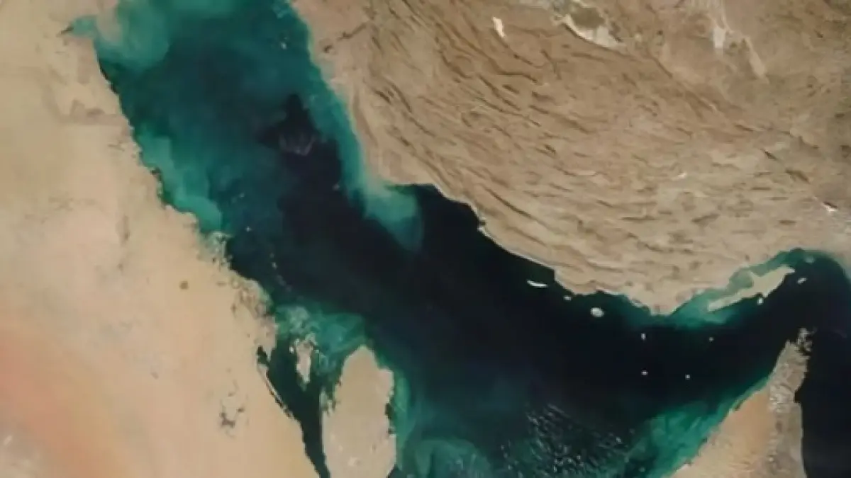 Satelit NASA menampilkan kondisi Selat Hormuz, jalur strategis energi global. (UN News)