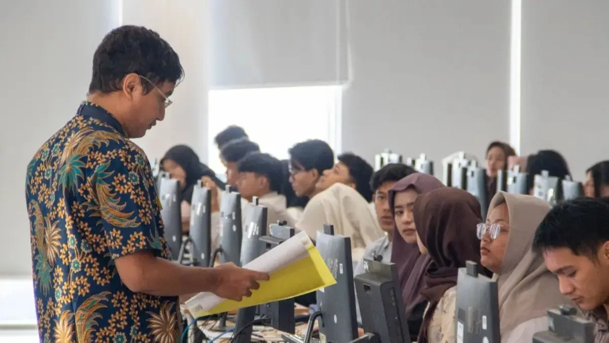 Potret pelaksaan UTBK-SNBT hari pertama di Universitas Negeri Surabaya, Selasa (21/4). (Humas Unesa)