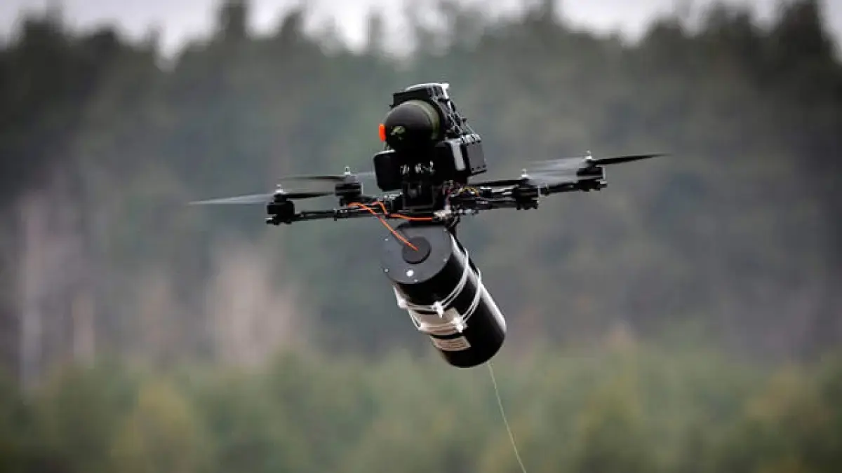Senjata drone yang hampir tak terlihat sekarang mengubah perang Israel-Hizbullah. (AP via Gulf News).