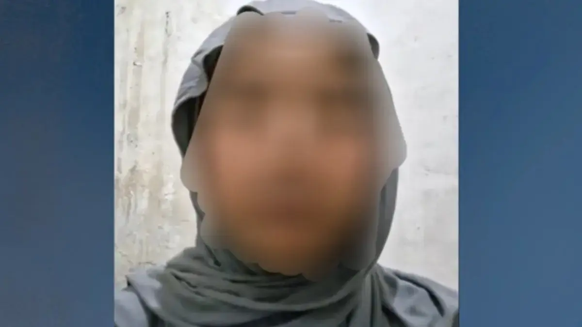 Mahasiswi Unair berinisial YIP menguploud video klarifikasi terkait kasus dugaan korupsi penggelapan dana sumbangan KIP Kuliah di AUBMO sebesar Rp 103 juta. (Instagram @bidikmisikipkunair)