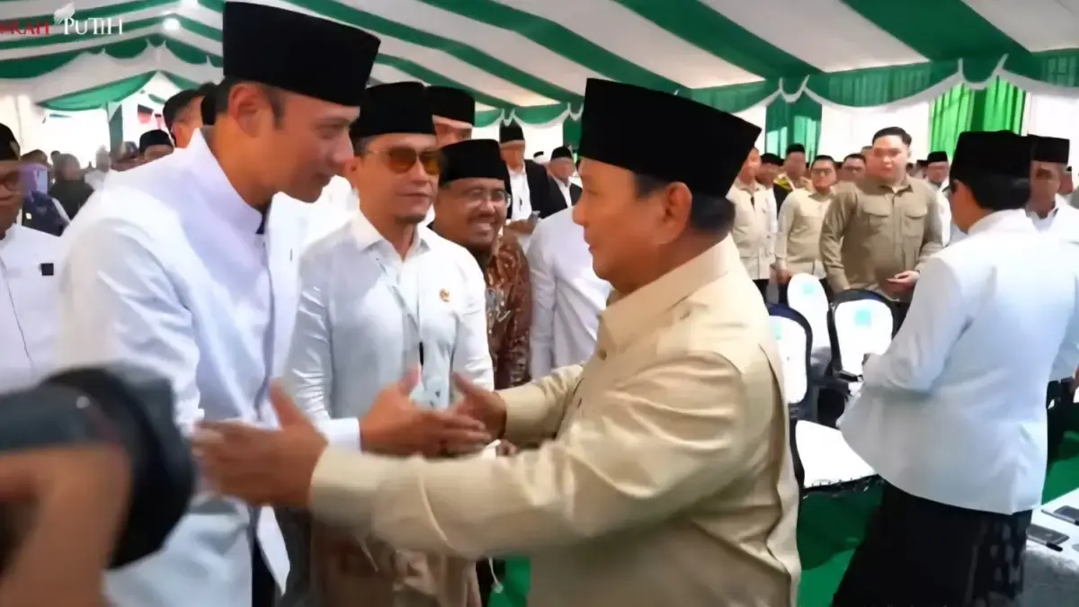 Presiden Prabowo Subianto menghadiri acara penutupan Musyawarah Nasional (Munas) Alim Ulama dan Konferensi Besar (Konbes) Nahdlatul Ulama yang digelar di IAI Syaichona Mohammad Cholil, Kabupaten Bangkalan, Selasa (23/6). (Istimewa)