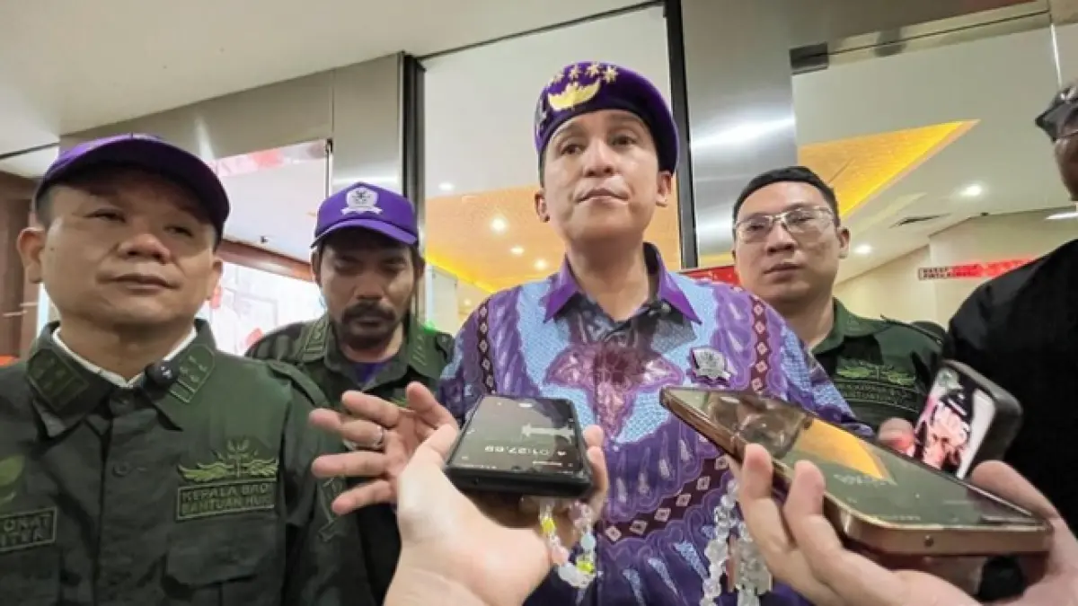 Mantan Ketua Badan Eksekutif Mahasiswa UGM, Tiyo Ardianto, dilaporkan ke polisi oleh pengacara Firdaus Oiwobo