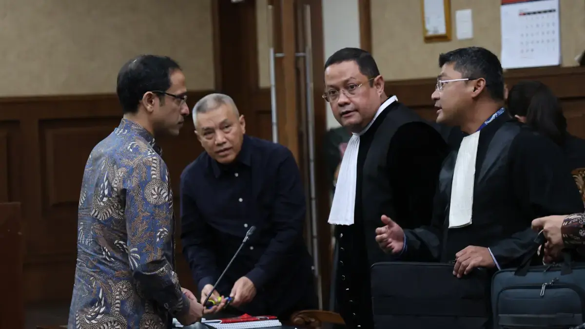 Terdakwa kasus dugaan korupsi pengadaan Chromebook di lingkungan Kemendikbudristek, Nadiem Anwar Makarim menjalani sidang putusan di Pengadilan Tipikor, Jakarta. (Dery Ridwansah/ JawaPos.com)