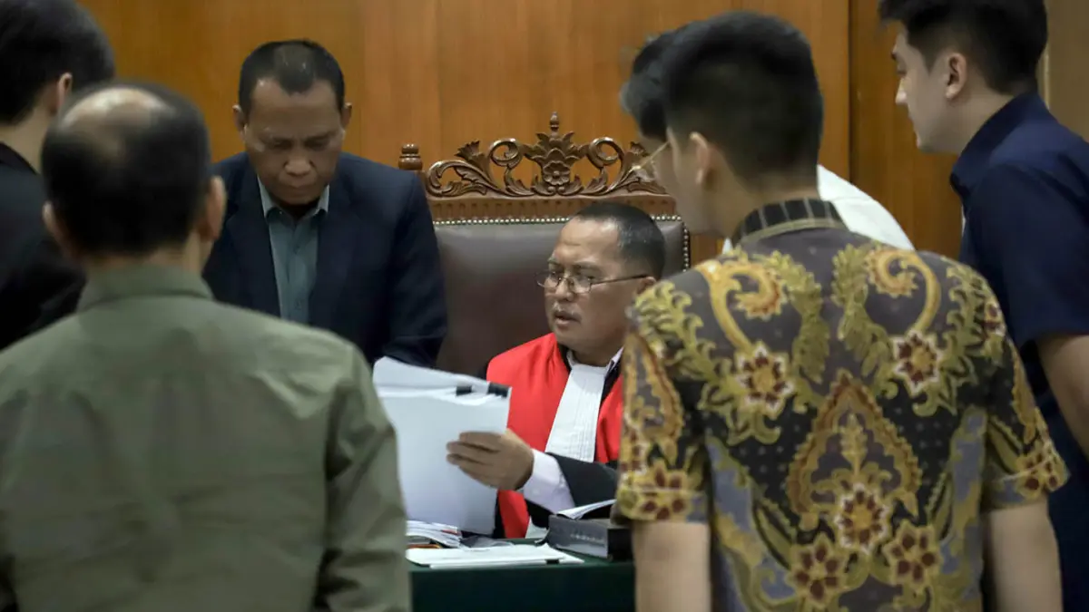 Suasana sidang di Pengadilan Negeri Surabaya. (Alfian Rizal/ Radar Bromo)