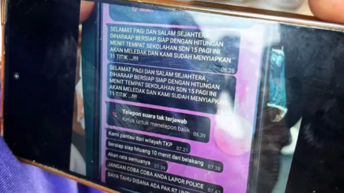 Isi pesan teror bom yang dikirimkan peneror kepada guru SDN Srengseng Sawah 15 Pagi, Jagakarsa, Jakarta Selatan, Senin (13/7/2026). ANTARA/Luthfia Miranda Putri/aa.